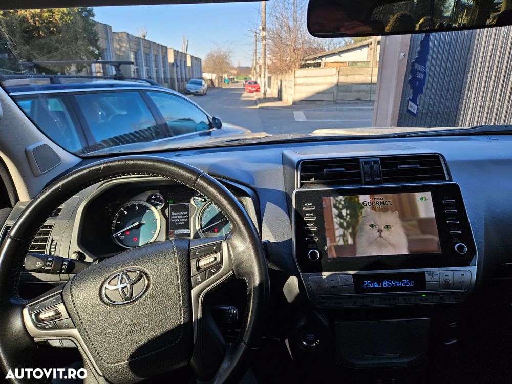Toyota Land Cruiser 2.8l D-4D 204 CP A/T 7 locuri Executive - 11