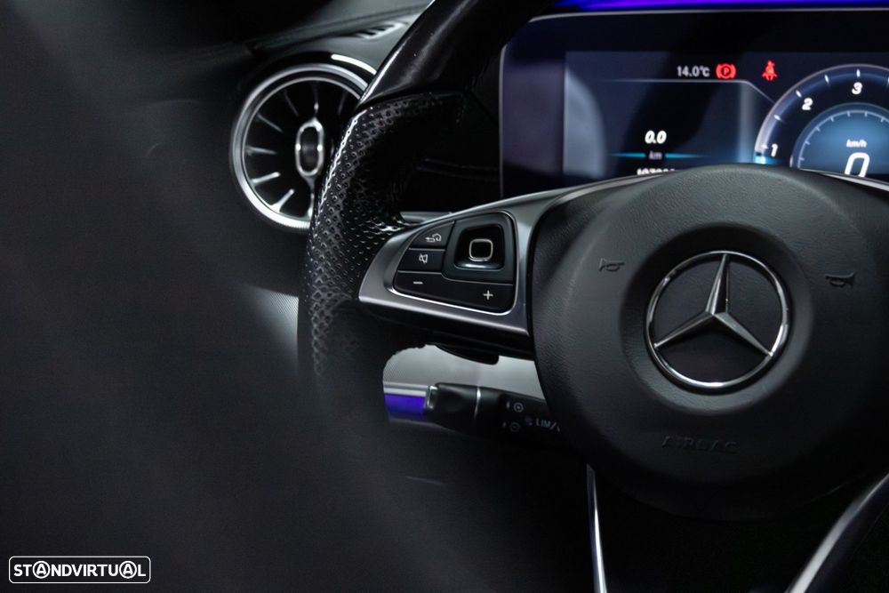 Mercedes-Benz E 220 - 22