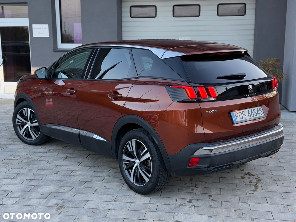 Peugeot 3008 1.2 PureTech Allure S&S EAT6 - 4