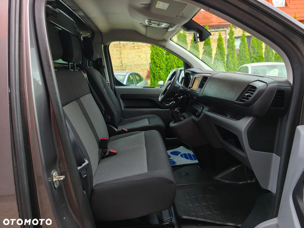 Peugeot Expert - 8
