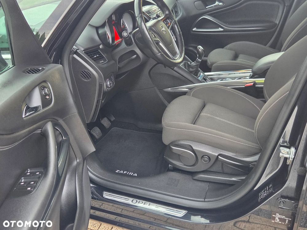 Opel Zafira Tourer 2.0 CDTI ecoFLEX Start/Stop Business Innovation - 15