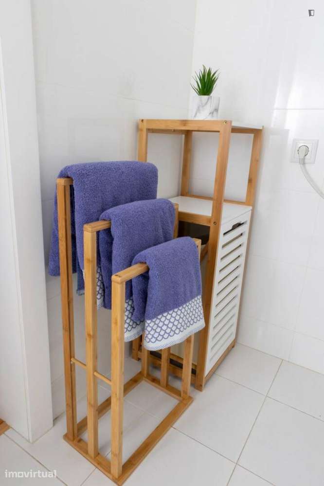 Apartamento com 1 quartos - localizado em Guimaraes - Grande imagem: 5/12