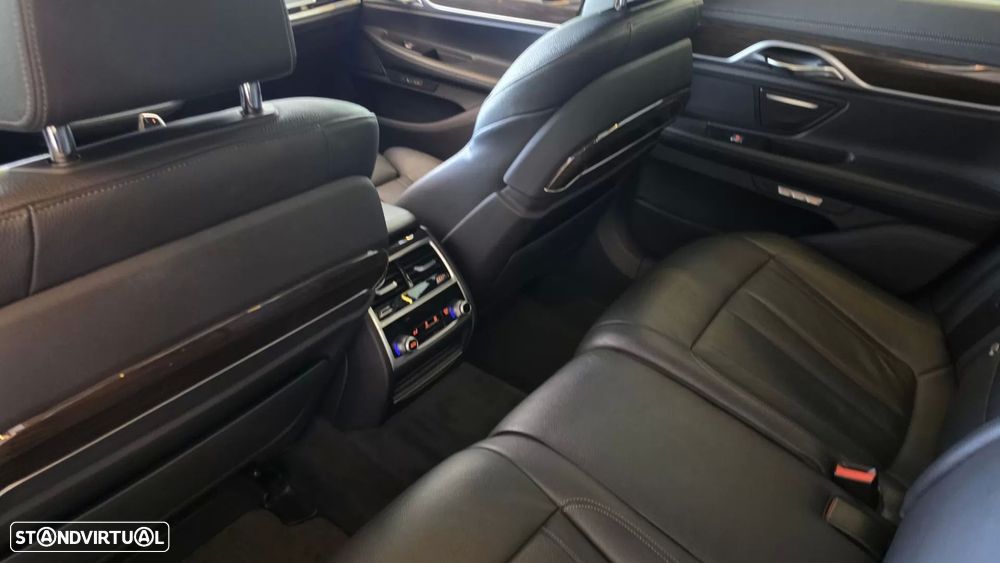 BMW 730 d - 55