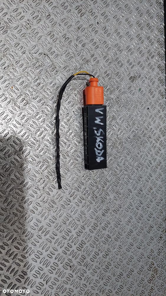 ANTENA KESSY SKODA AUDI  NR 5FA171669 - 2