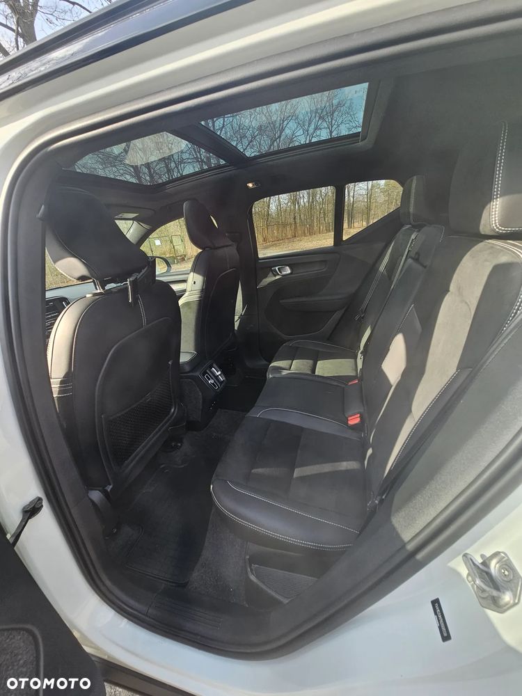 Volvo XC 40 T5 AWD Geartronic R-Design - 11