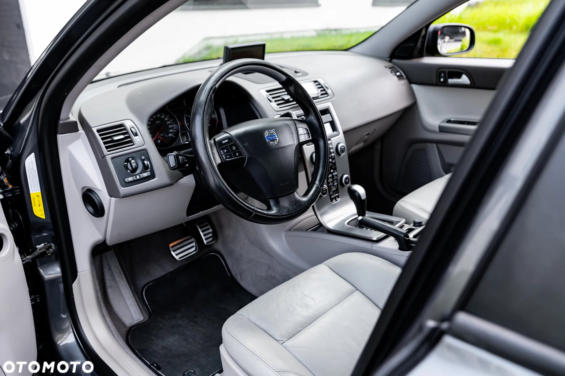 Volvo S40 T5 R-Design - 22