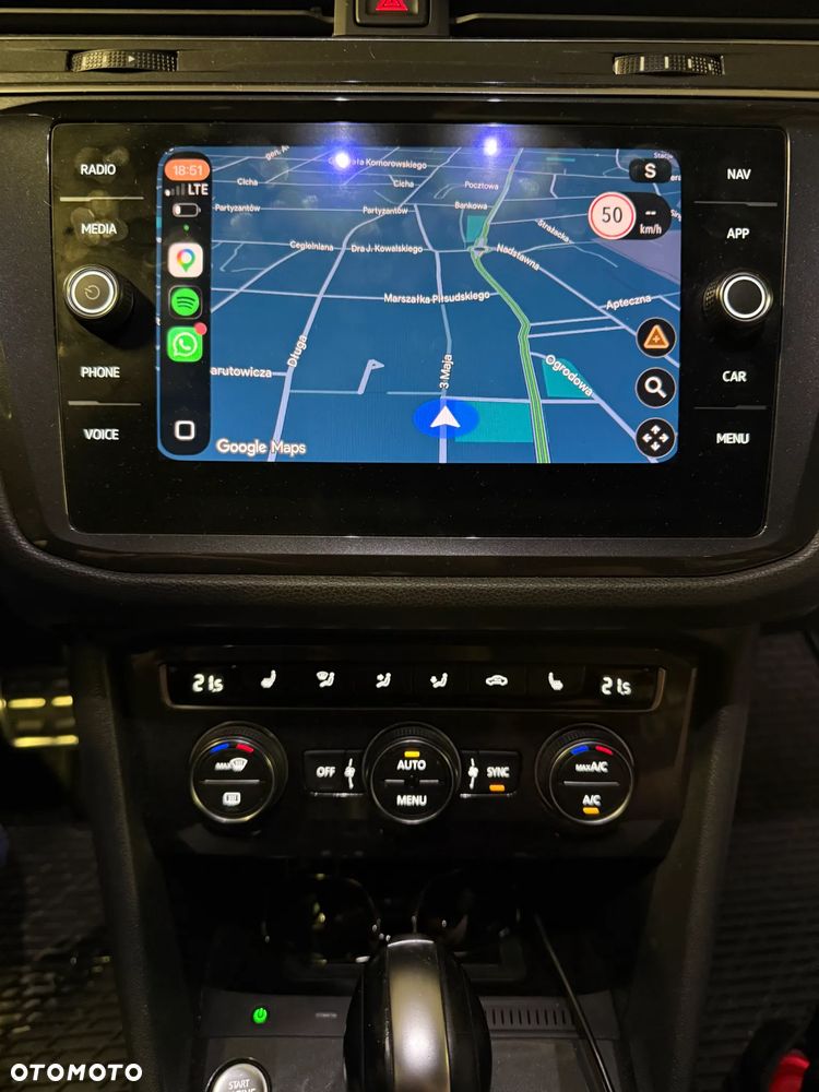 Volkswagen Tiguan - 9