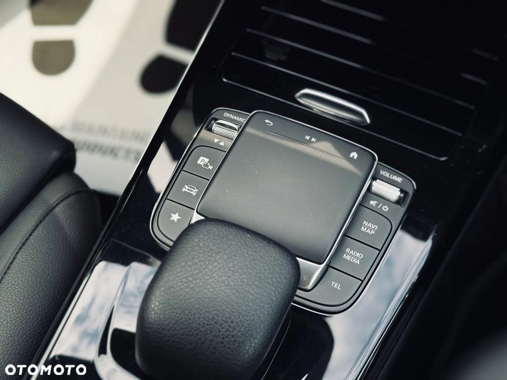 Mercedes-Benz Klasa A 180 d 7G-DCT Edition 2020 - 24