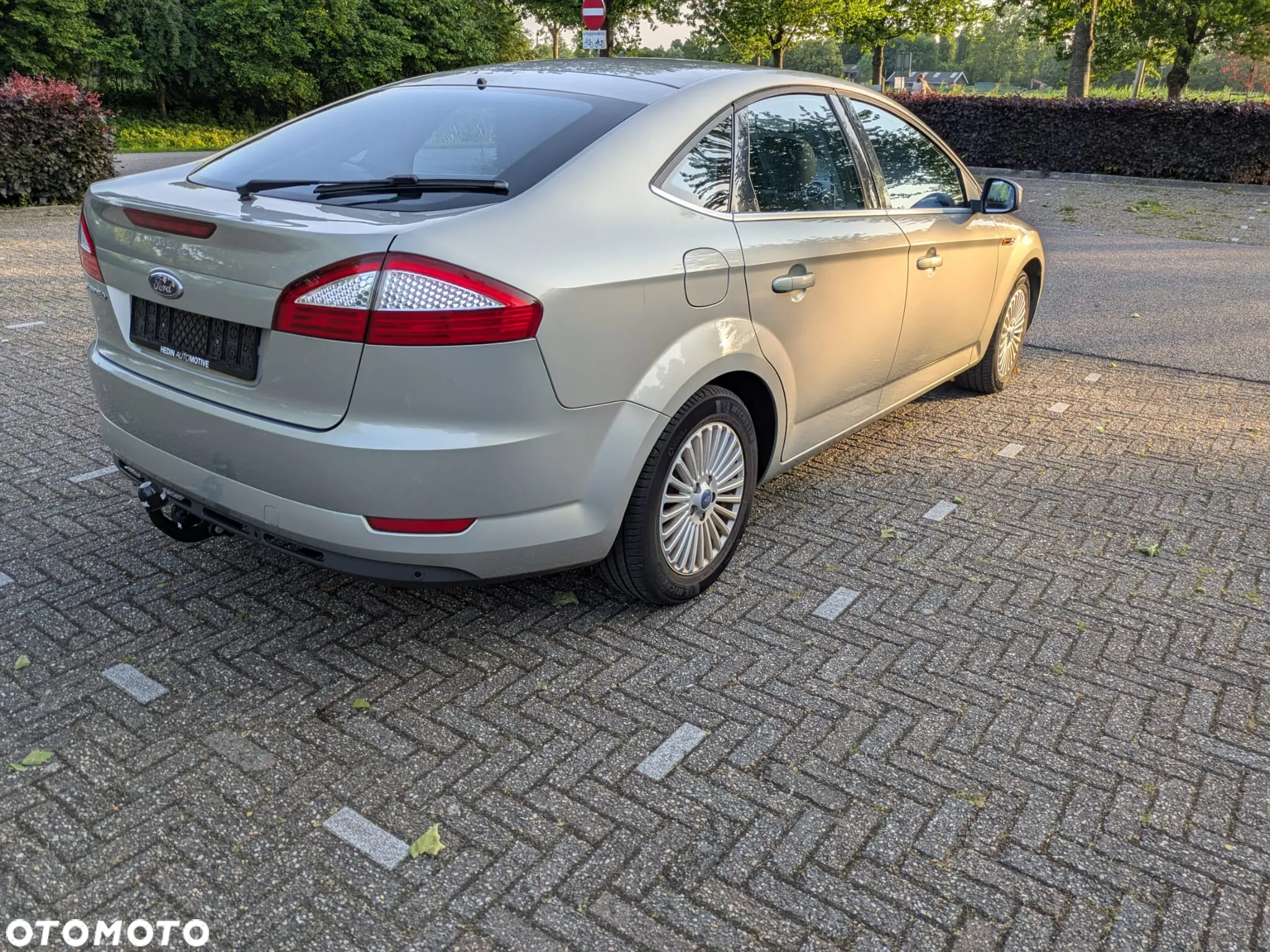 Ford Mondeo 2.0 Ghia - 5