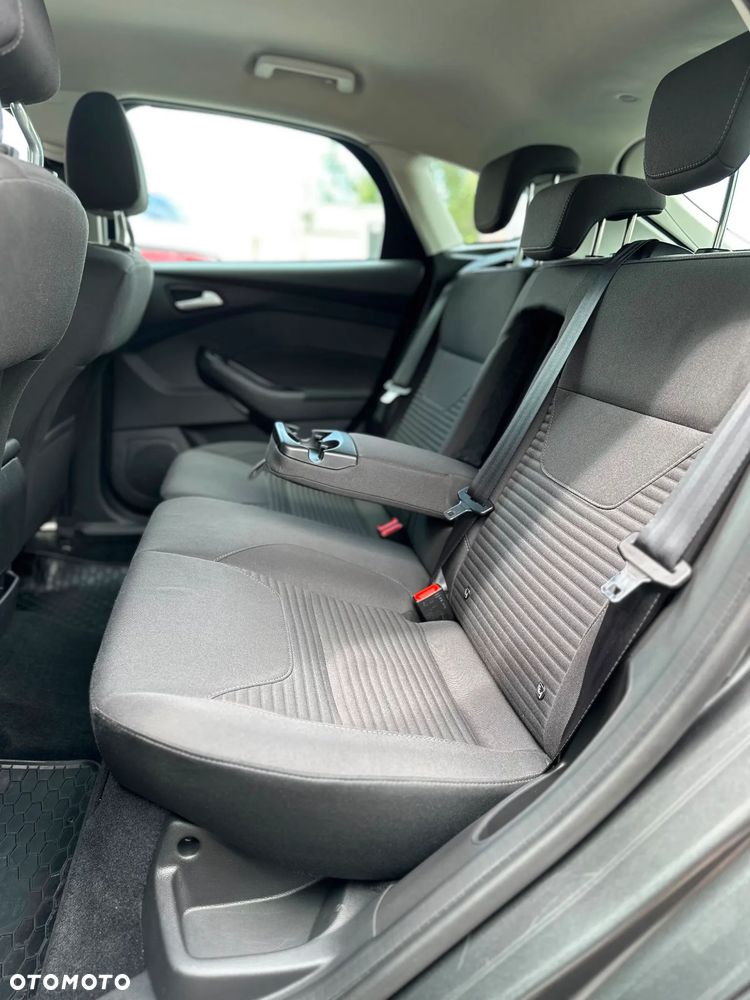 Ford Focus 1.0 EcoBoost Titanium - 17