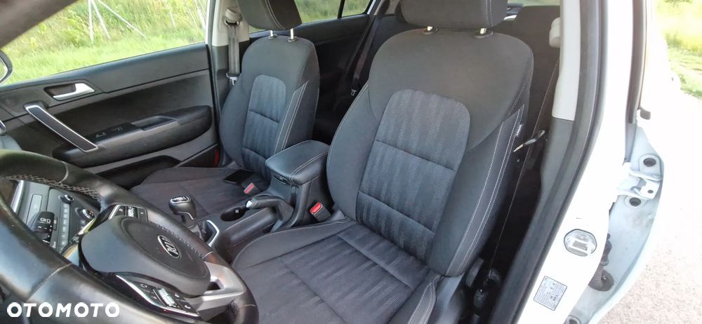 Kia Sportage 1.6 GDI L 2WD - 16