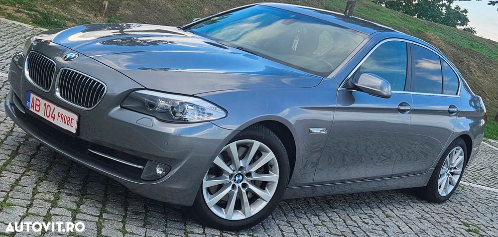 BMW Seria 5 525d xDrive AT - 1