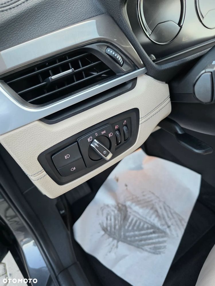 BMW X1 xDrive25e Business Edition - 30