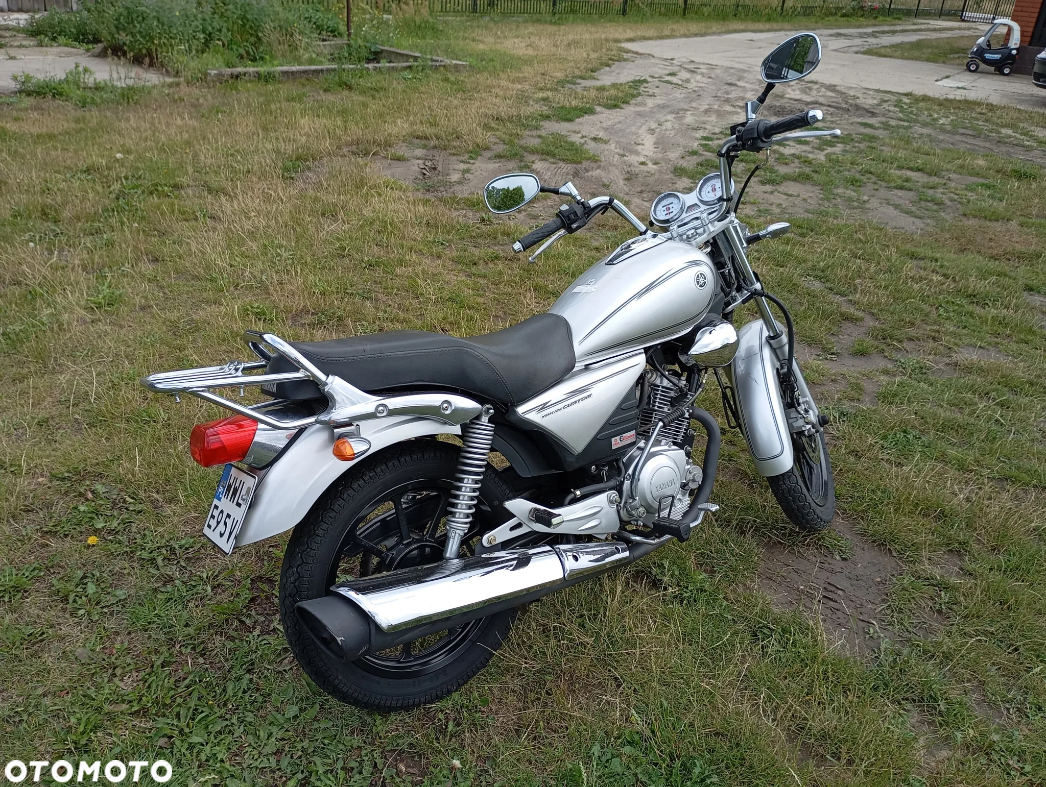 Yamaha YBR - 7
