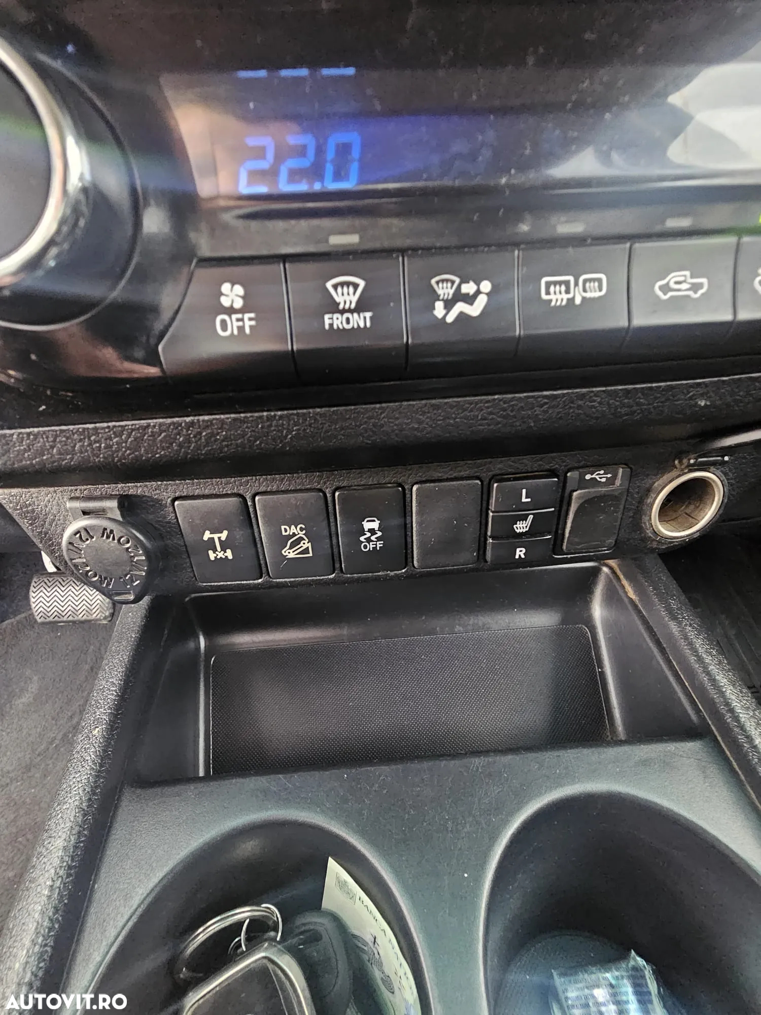 Toyota Hilux - 18