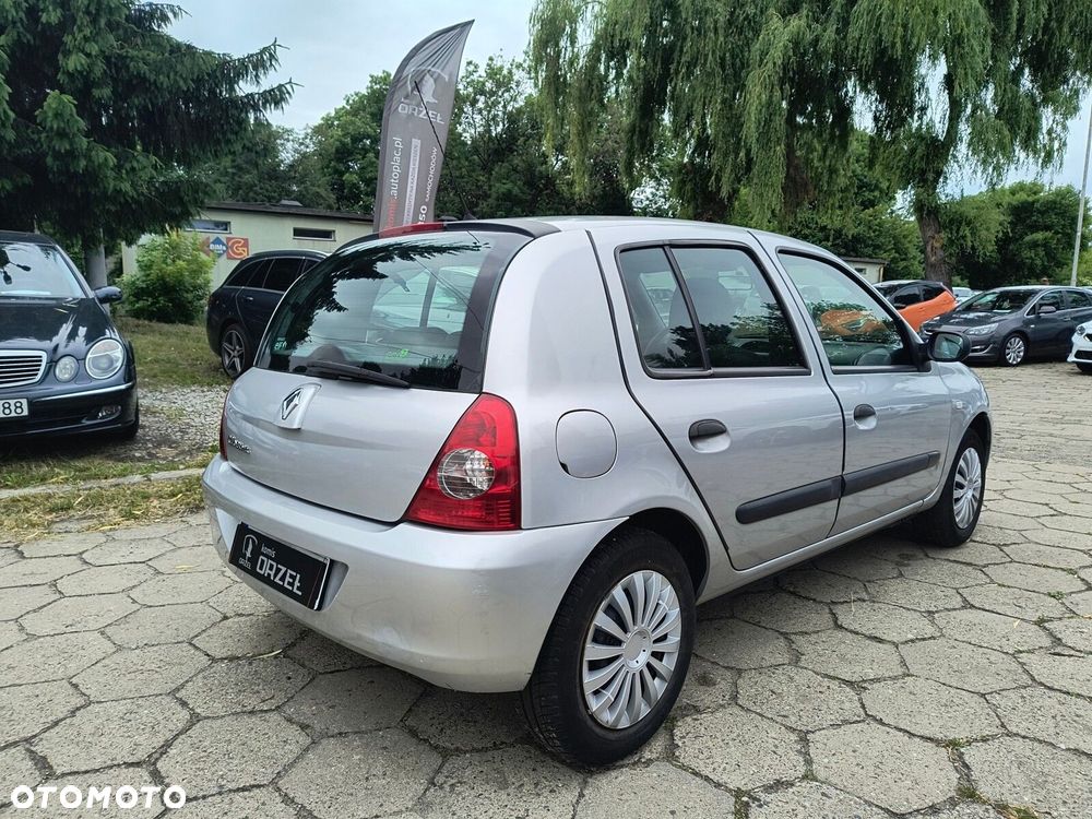 Renault Clio - 5