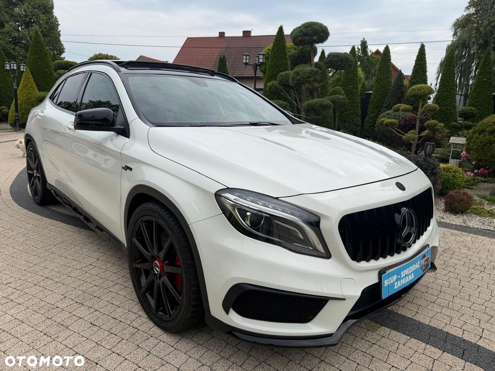 Mercedes-Benz GLA 45 AMG 4Matic 7G-DCT - 37