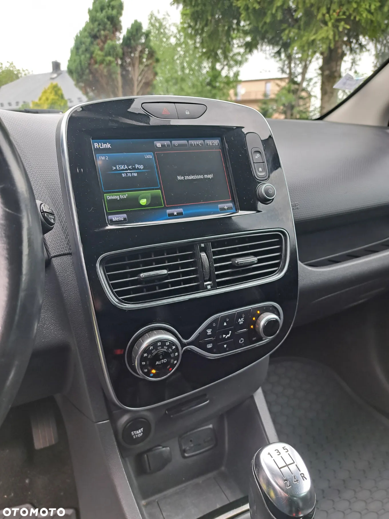 Renault Clio - 36