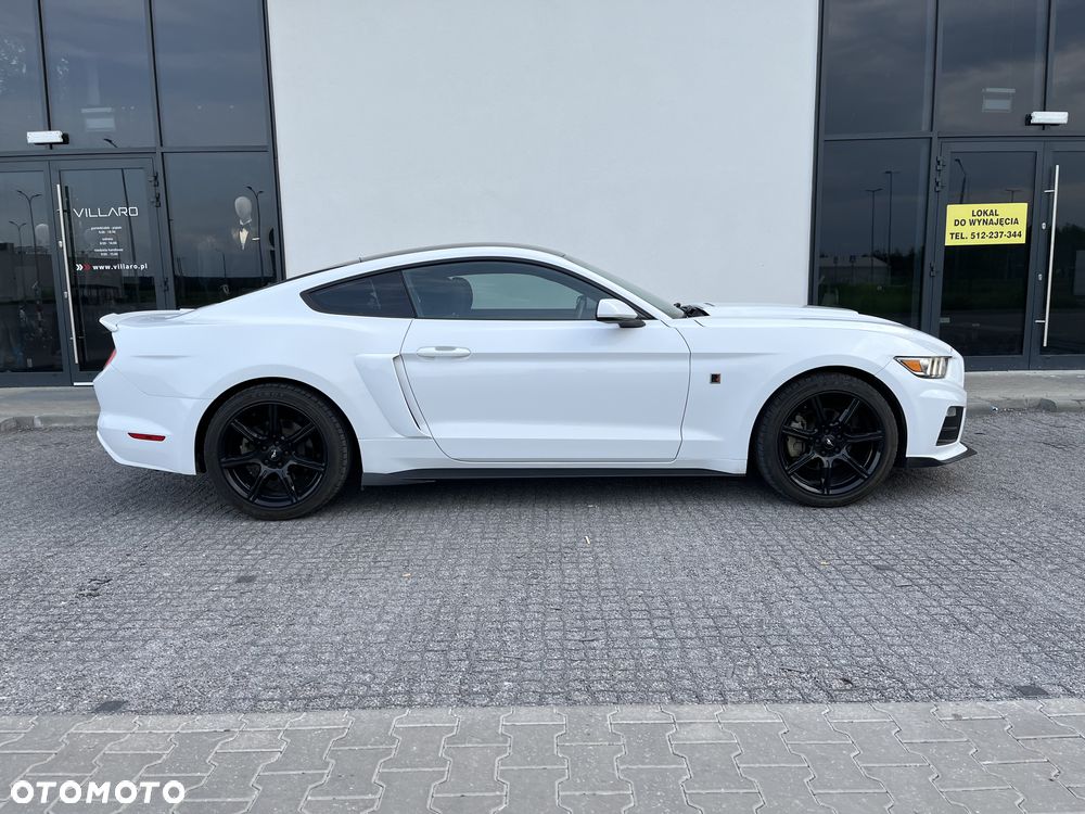 Ford Mustang 3.7 V6 - 12