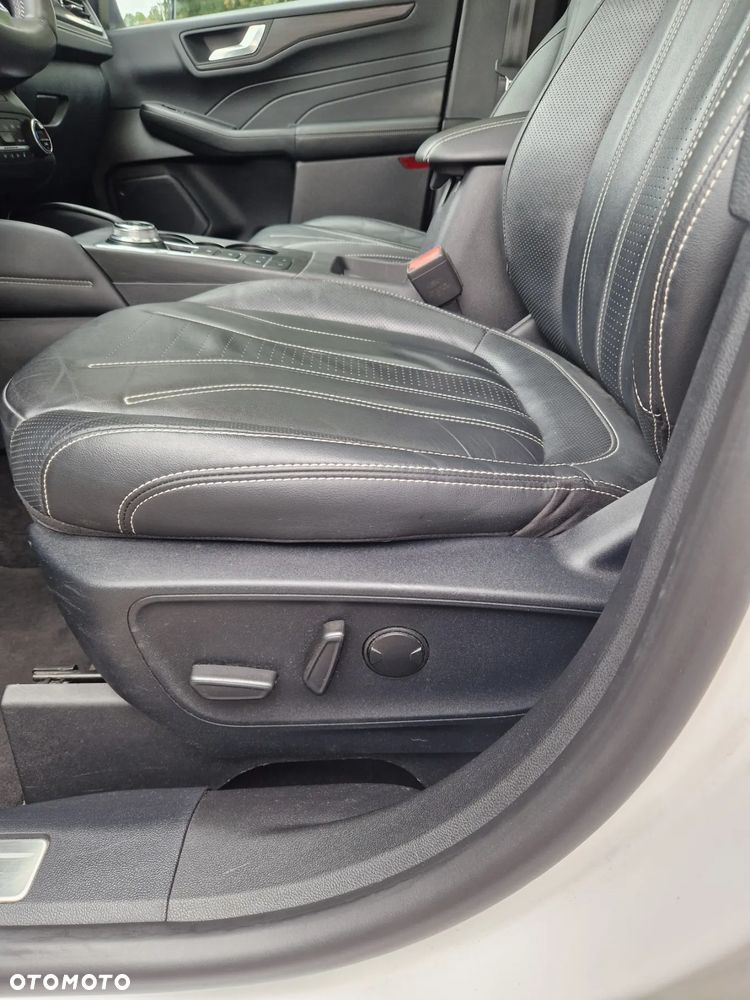 Ford Kuga - 15