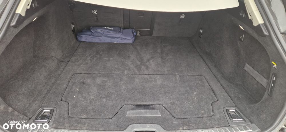 Volvo V90 D5 AWD Momentum Pro - 13