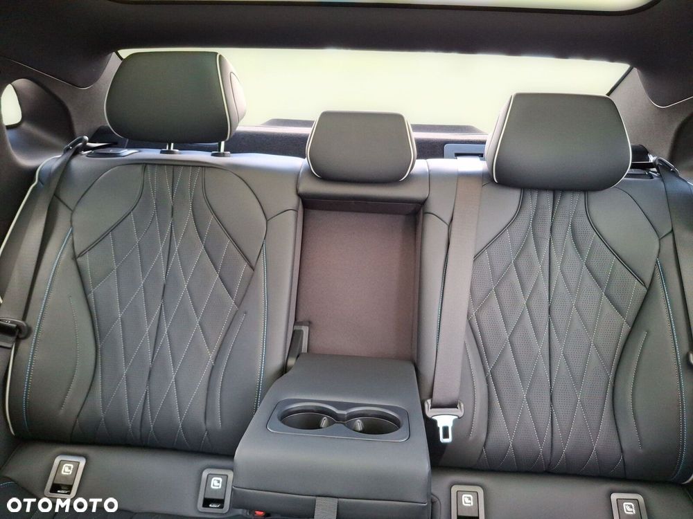 BYD Seal - 16