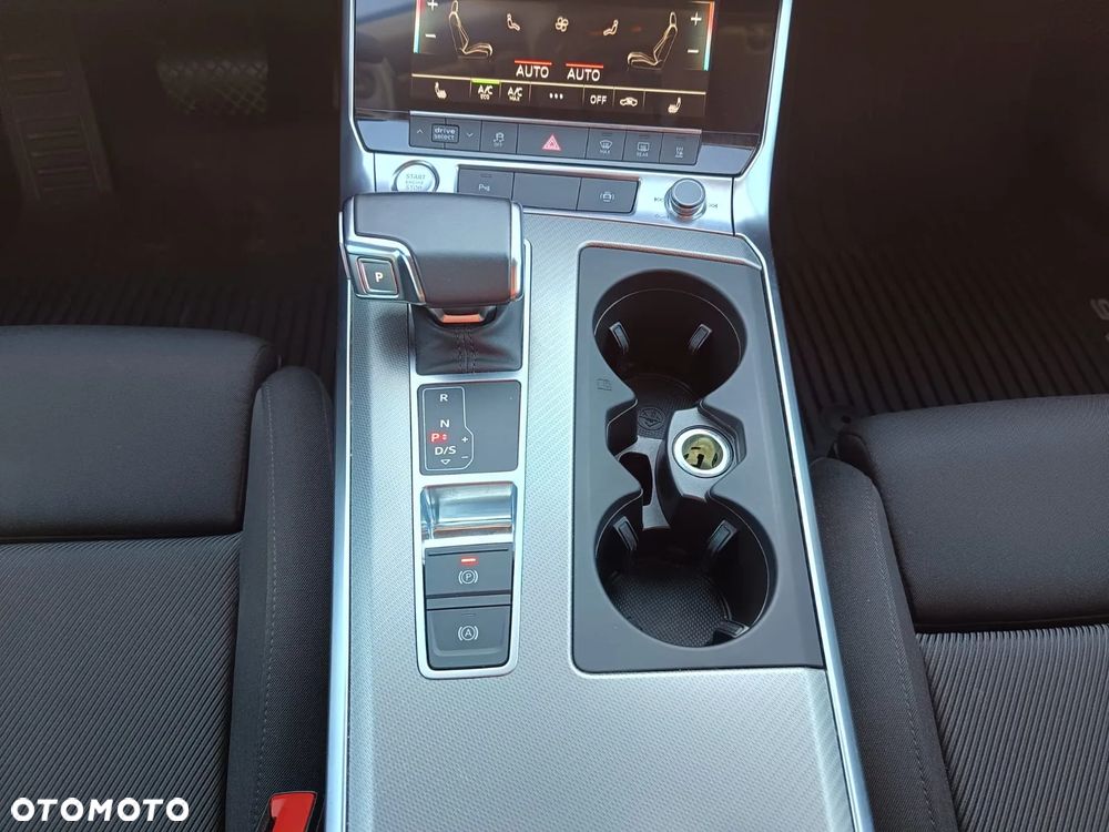 Audi A6 Avant - 20