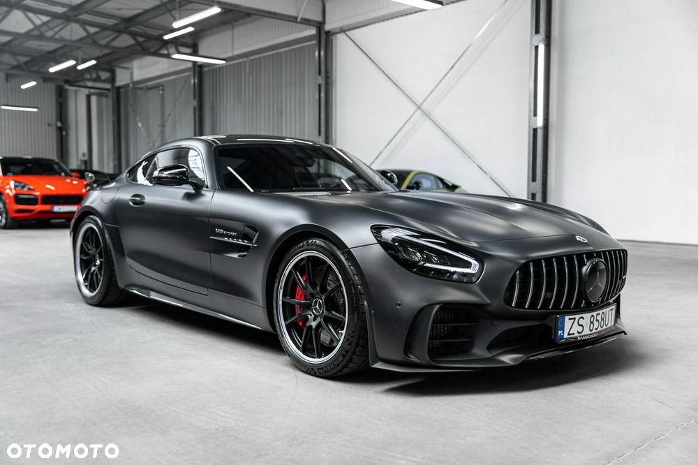 Mercedes-Benz AMG GT R - 7
