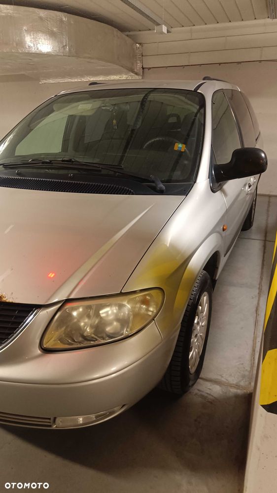 Chrysler Grand Voyager - 3