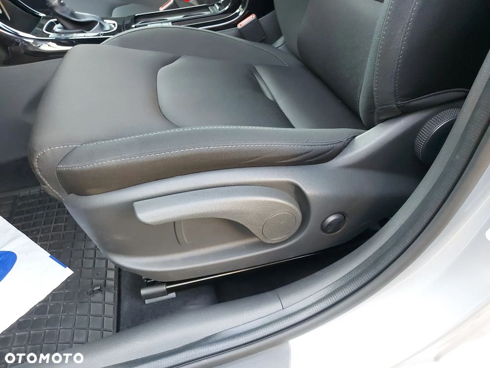 Hyundai i30 1.5 T-GDI 48V Smart DCT - 12