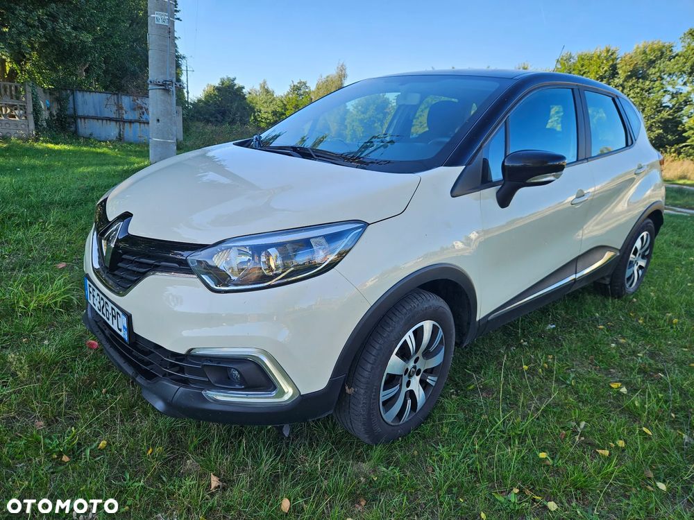 Renault Captur - 1