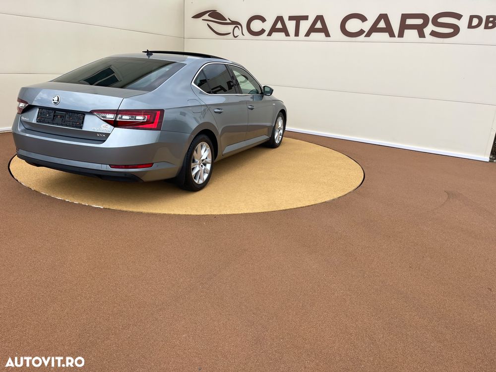 Skoda Superb 2.0 TDI 4X4 DSG Style - 13