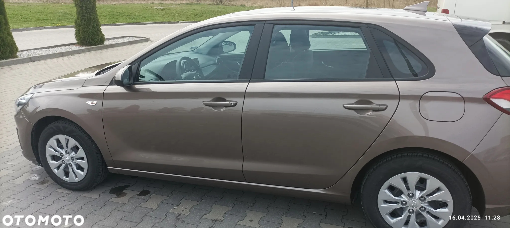 Hyundai i30 1.5 DPI Classic + - 12