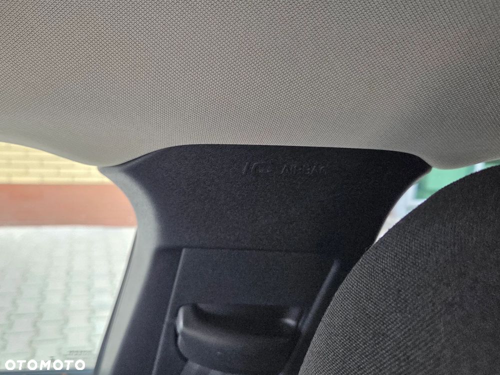 Volvo V40 T2 Momentum - 27