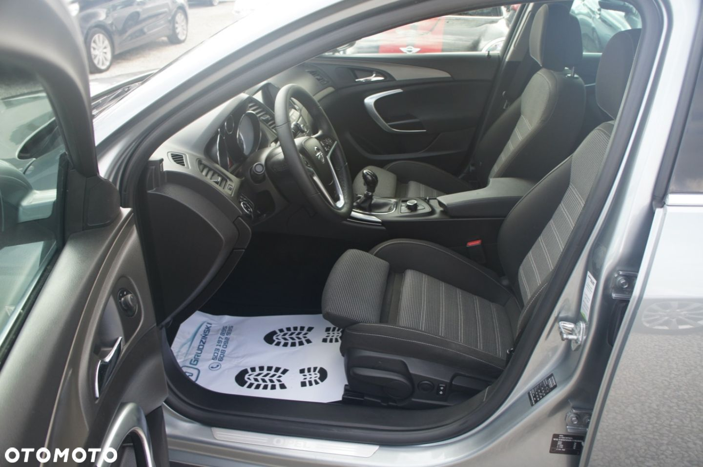 Opel Insignia - 10