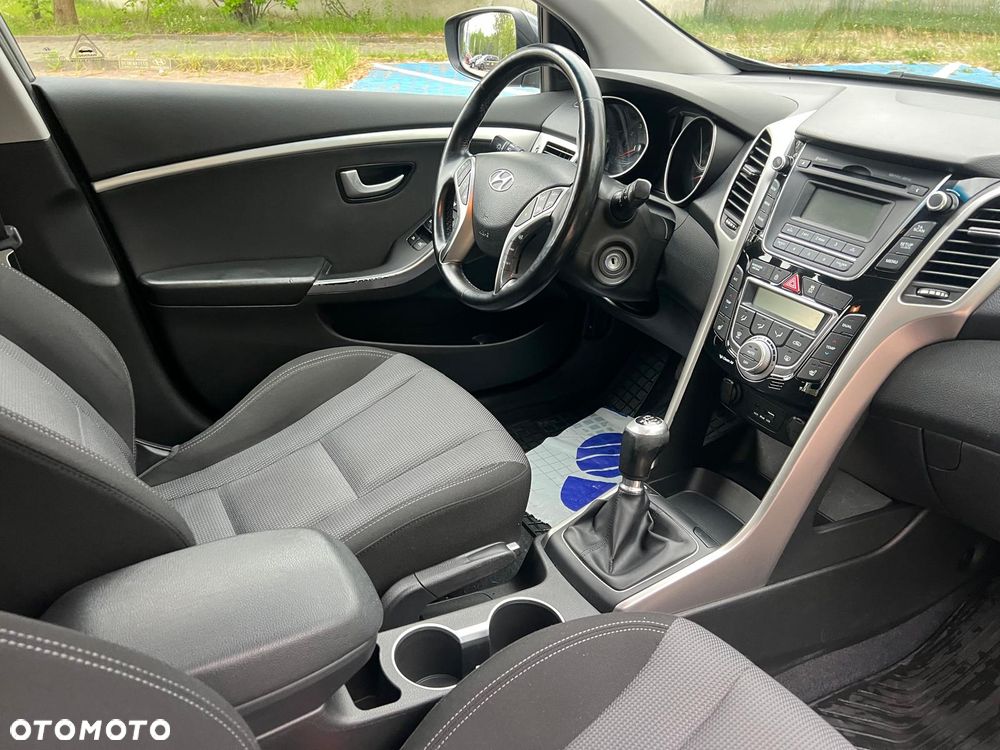 Hyundai i30 1.6 GDI Comfort - 13