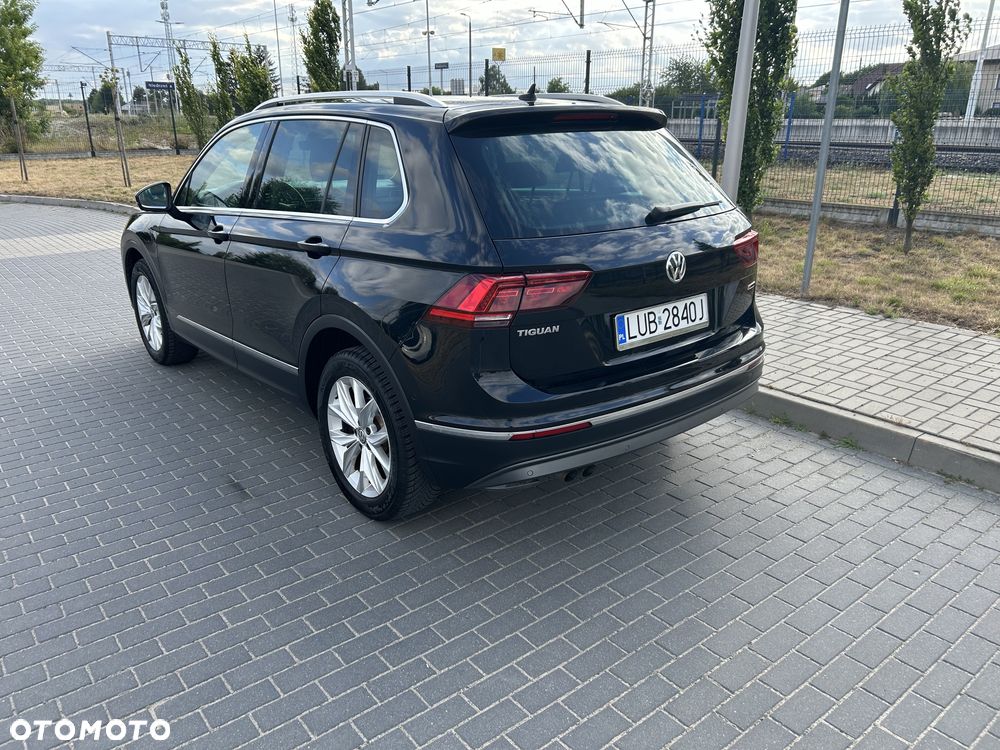 Volkswagen Tiguan - 2