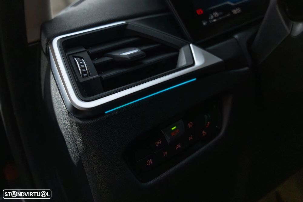 BMW 320 e Aut. Sport Line - 22