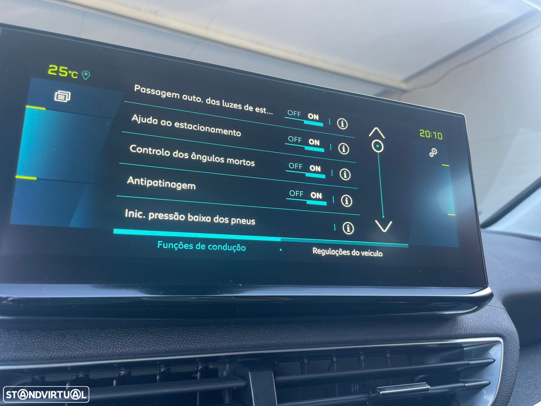 Peugeot 3008 1.6 Hybrid Allure e-EAT8 - 27