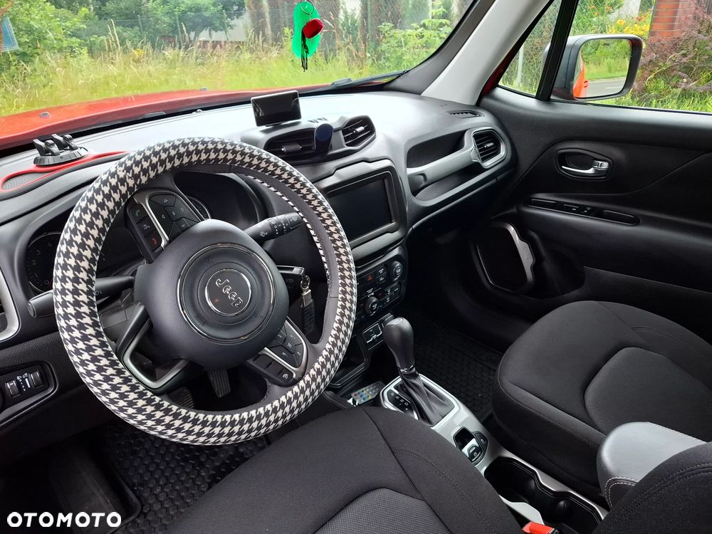 Jeep Renegade - 12