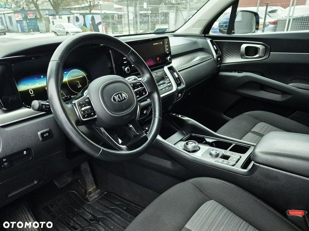 Kia Sorento 1.6 T-GDI HEV L 7os - 10