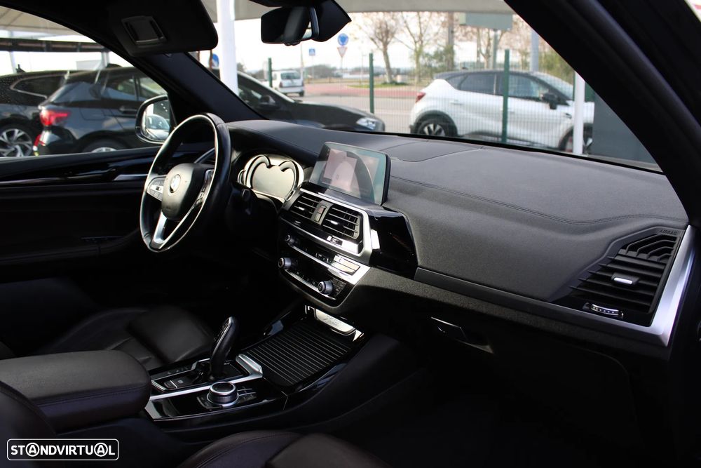 BMW X3 30 e xDrive Line Luxury - 11