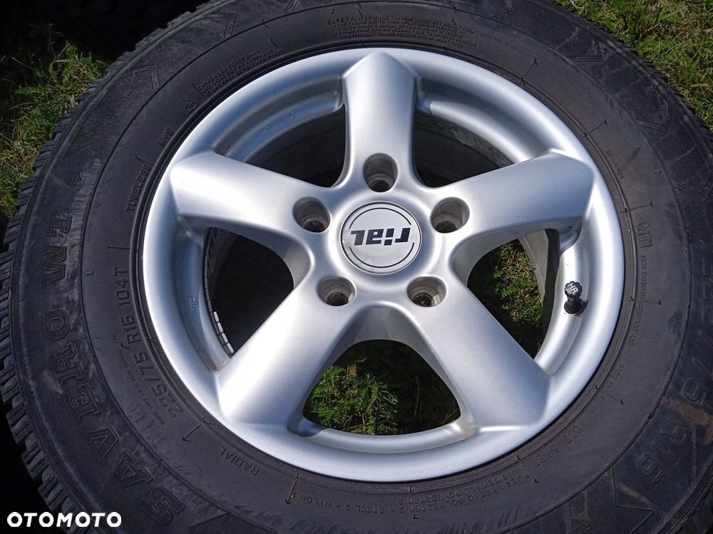 felgi aluminiowe 5x139,7 Kia Sorento opony zimowe 225/75 R16 - 4