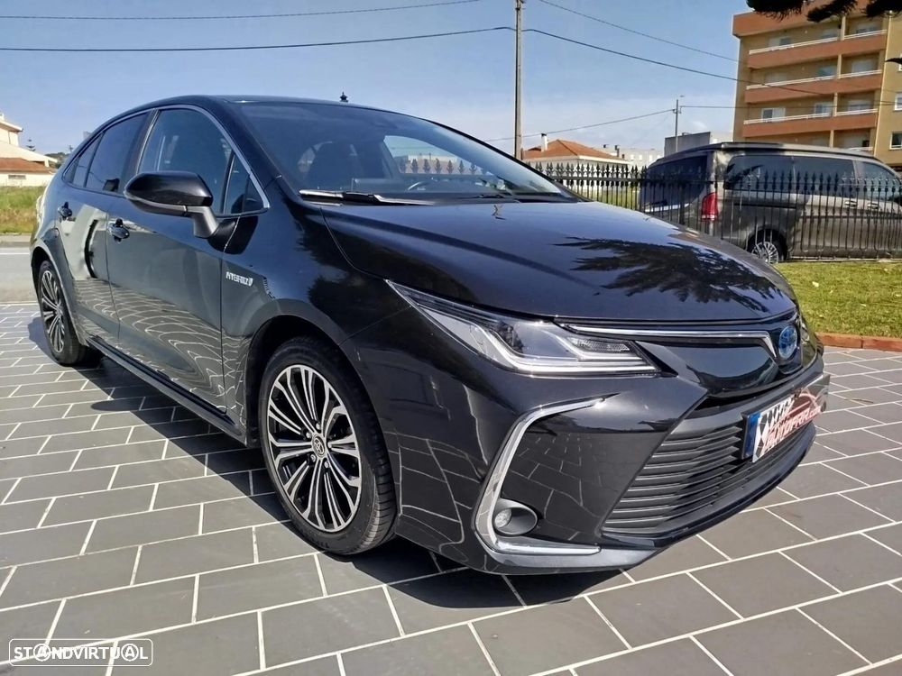 Toyota Corolla 1.8 Hybrid Exclusive - 4