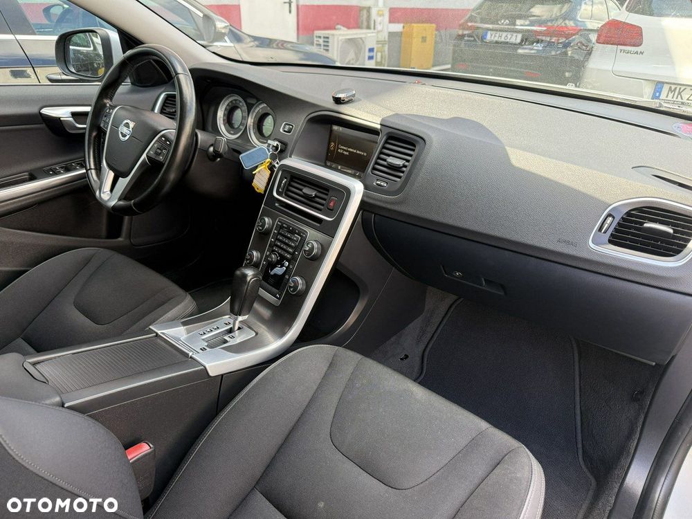 Volvo S60 - 32