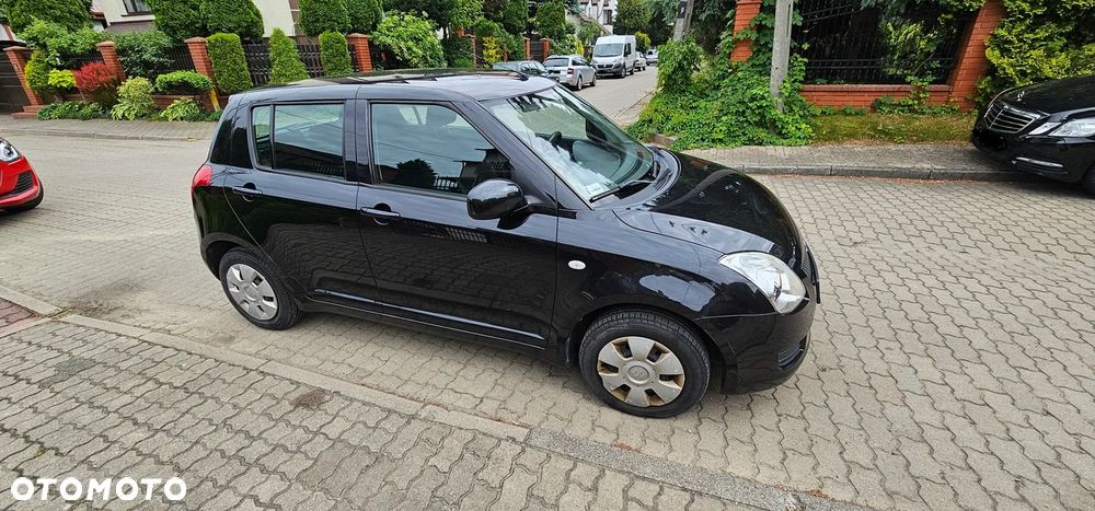 Suzuki Swift 1.3 Comfort - 1