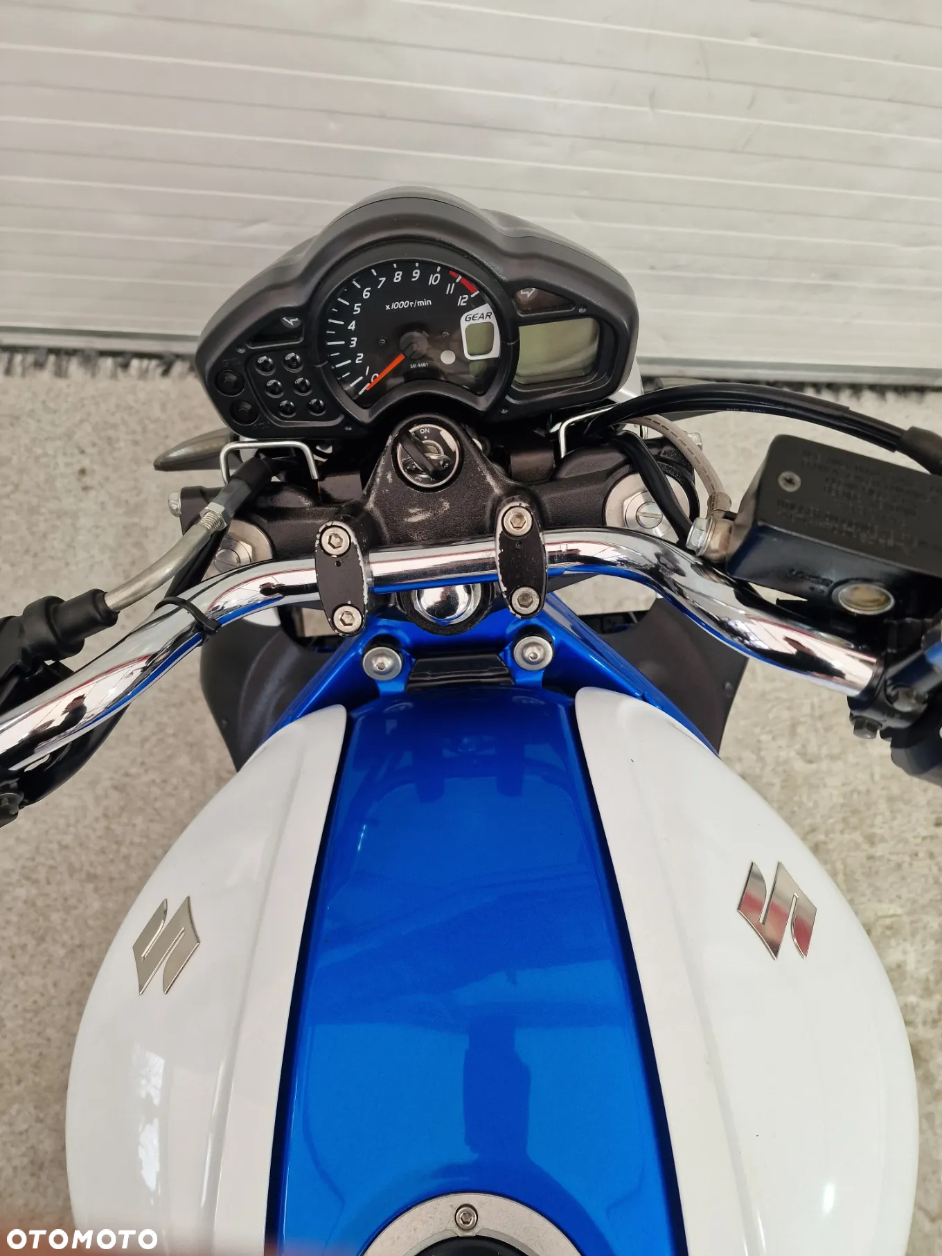 Suzuki Gladius - 27