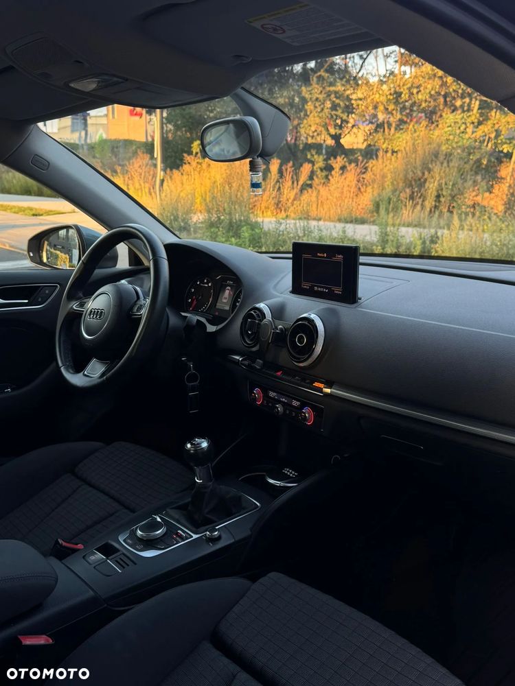 Audi A3 3-drzwiowe 1.4 TFSI Ambition - 18