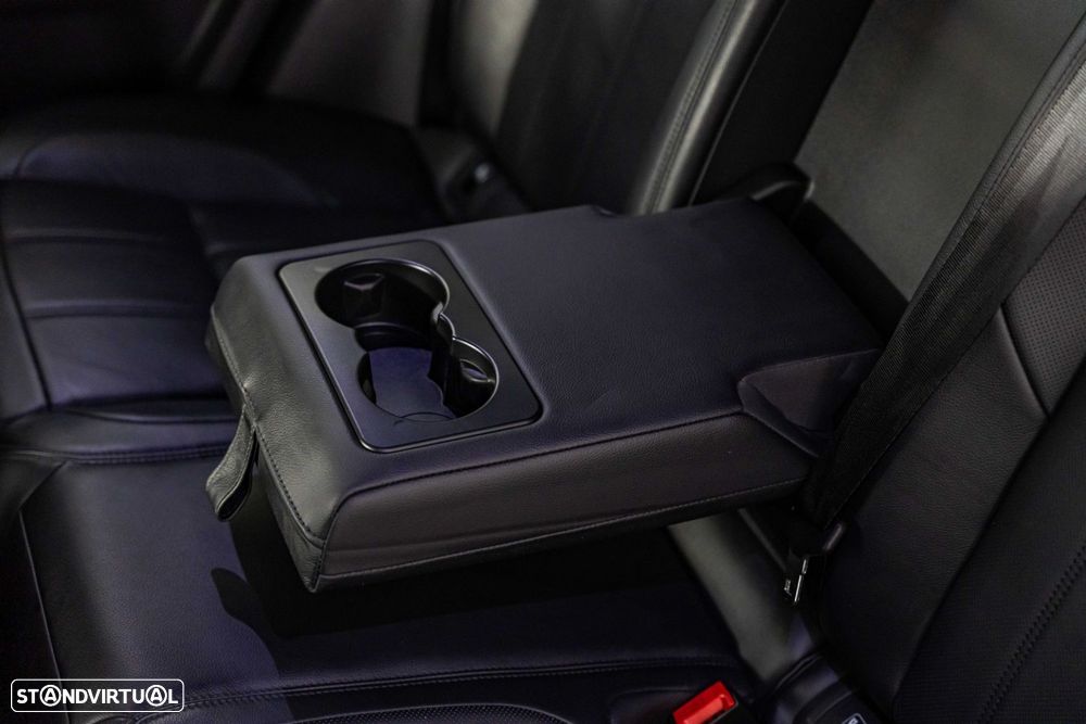 Land Rover Range Rover Evoque 1.5 P300e AWD Auto - 11