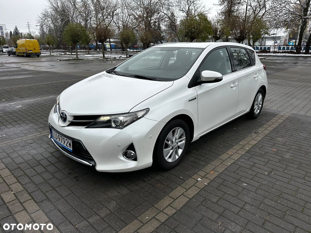 Toyota Auris - 1